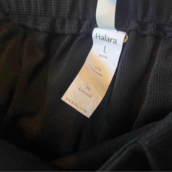 Halara Wide leg pants Large Petite Black Pleated Pockets Elastic waist Stretch - Picture 4 of 7